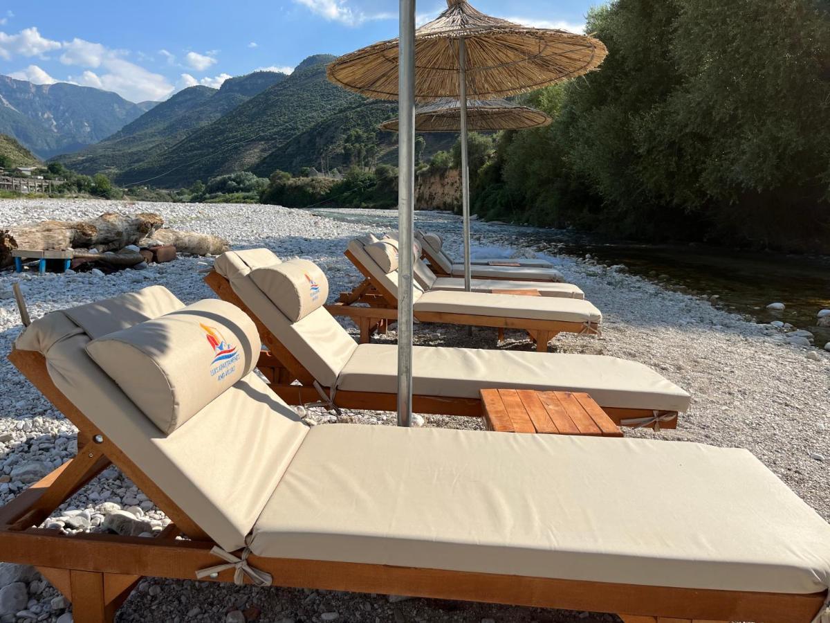 River Escape Villa - Private Beach, Scenic View & Bbq Tepelene Exterior foto